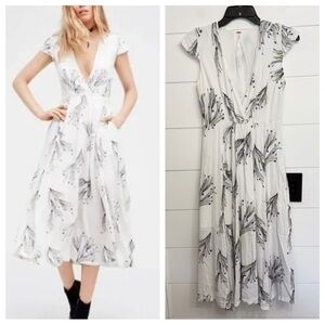 Free People White Floral Printed Retro Midi Dress Size 0 - 36070